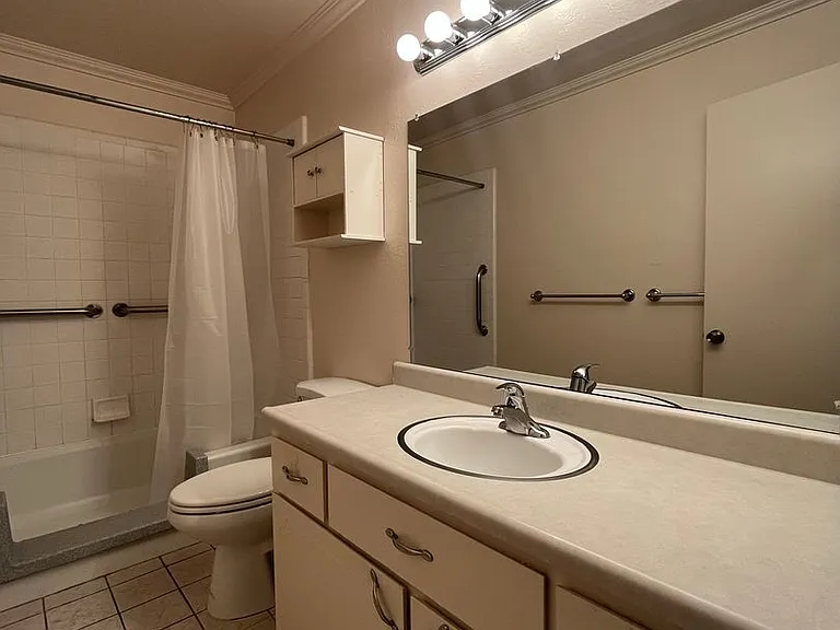 6164 Country Club Dr — Photo 8