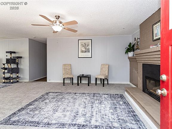 5th image of 237 Del Rey Ave