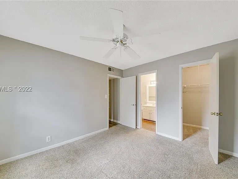 30 Mathews Dr #711 — Photo 21