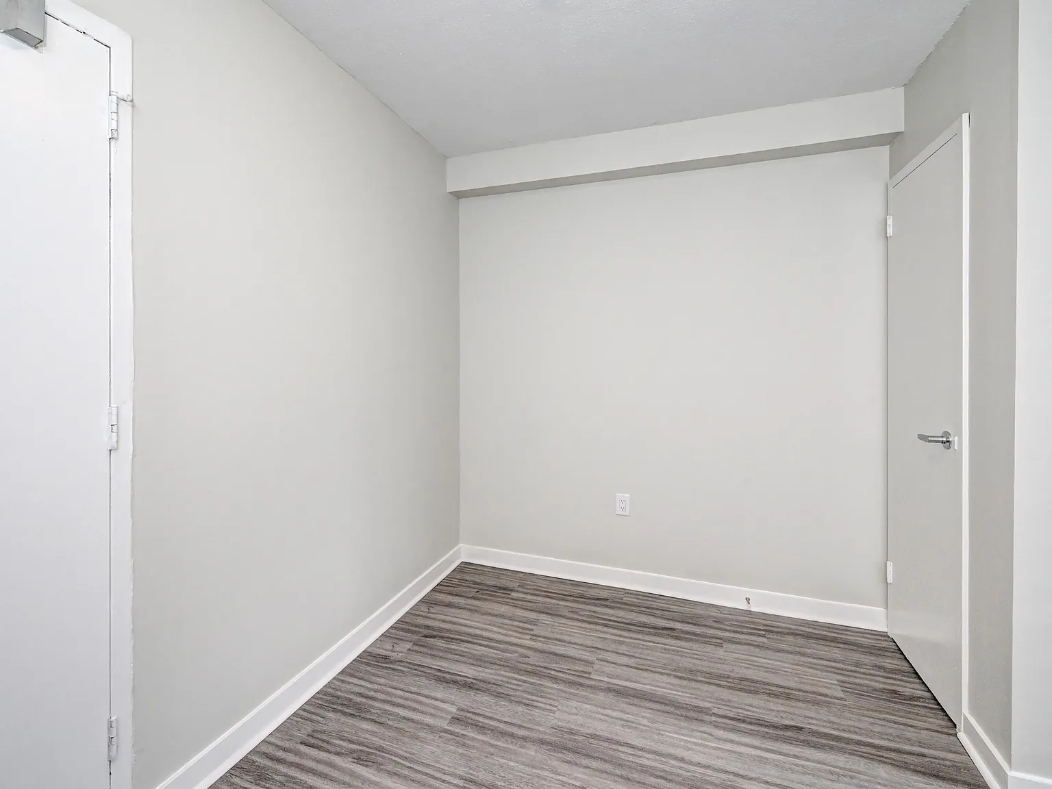 Snyder Avenue Apartments — Photo 4