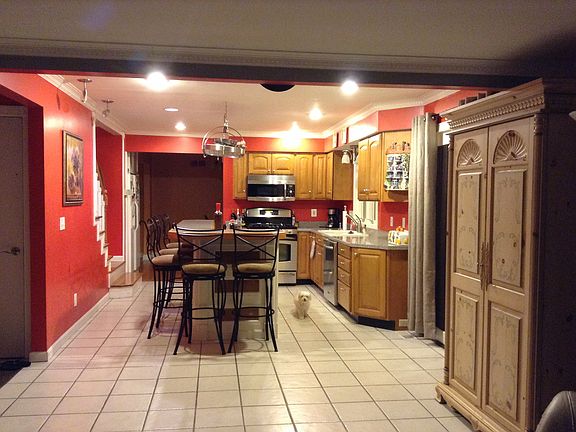 3rd image of 41415 Rayburn Dr