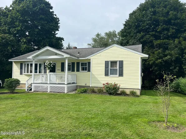 701 Simonds Rd, Williamstown, MA 01267