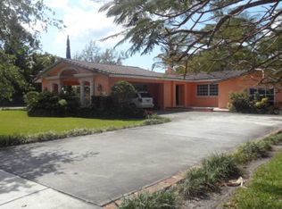 6860 SW 104th St, Pinecrest, FL 33156