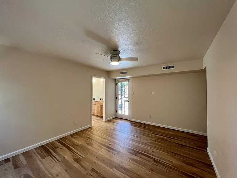 4328 Magnolia Dr NE — Photo 23