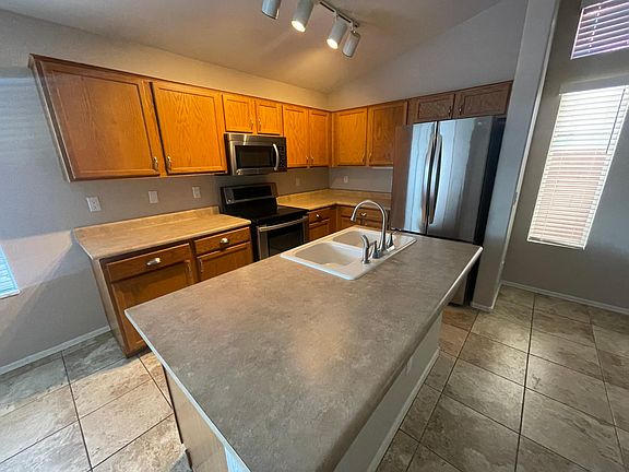 3rd image of 6610 E University Dr Unit 141