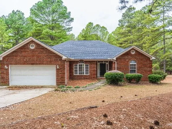 1110 Devonshire Trl, Aberdeen, NC 28315