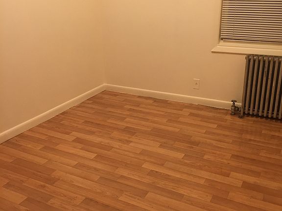 4th image of 4614 25th Ave