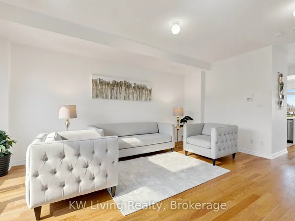 2540 William Jackson Dr #303, Pickering, ON L1X 0C3