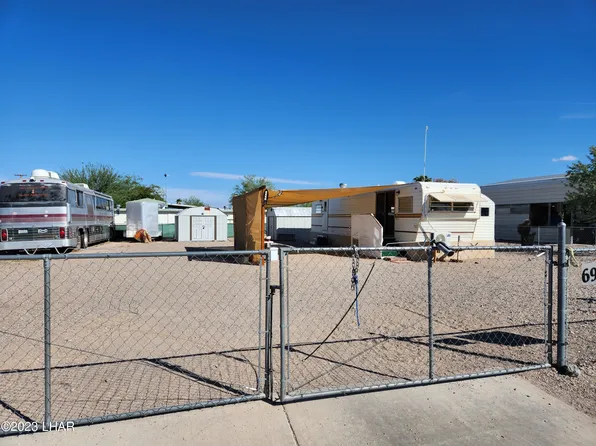 690 W Emerald Dr, Quartzsite, AZ 85346