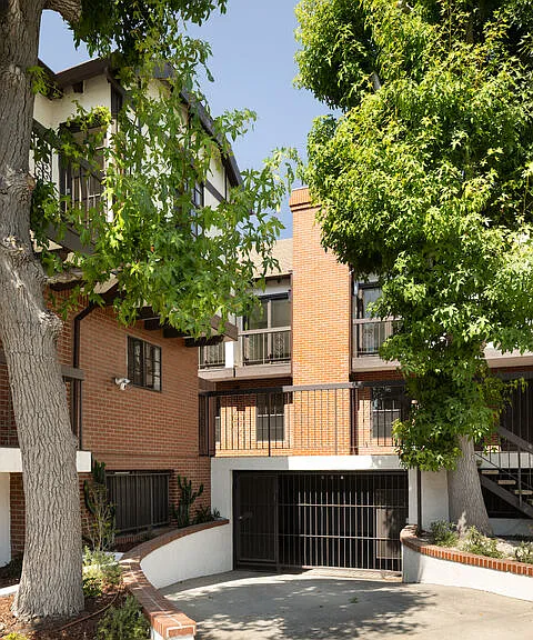 11759 Gateway Blvd — Photo 33