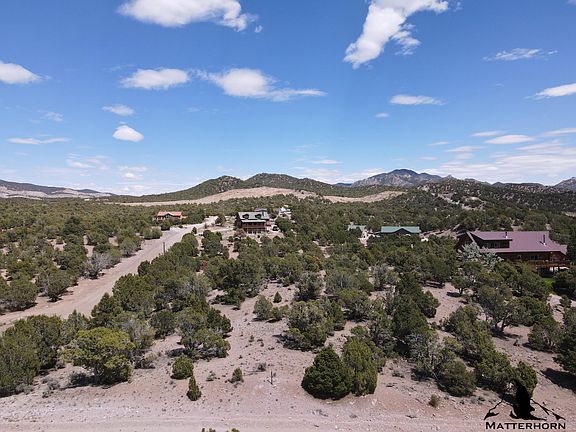 4th image of 4229 S South Artifact Dr
