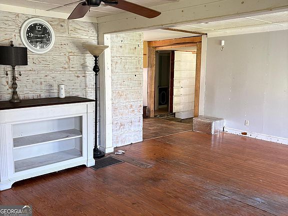 5th image of 307 Old Rome Rd