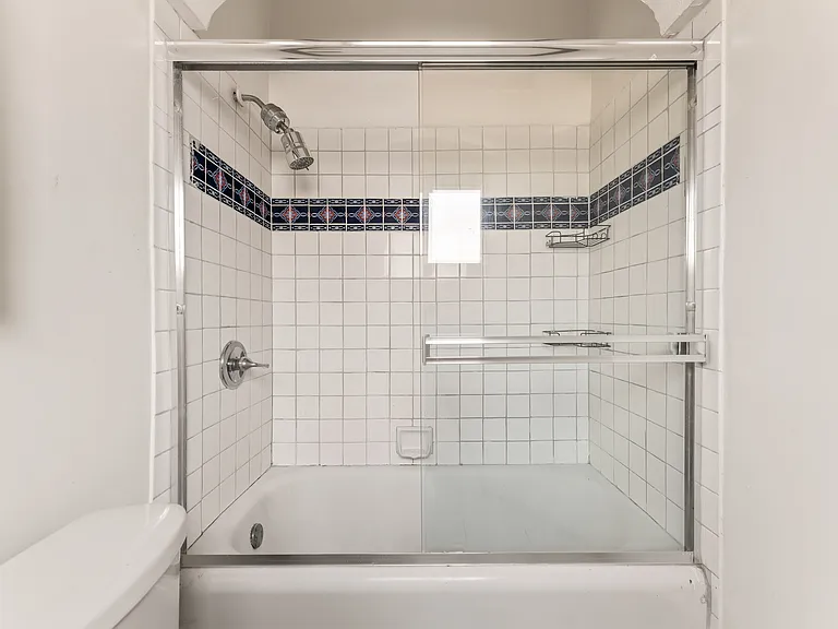 2814 Ellendale Pl — Photo 17