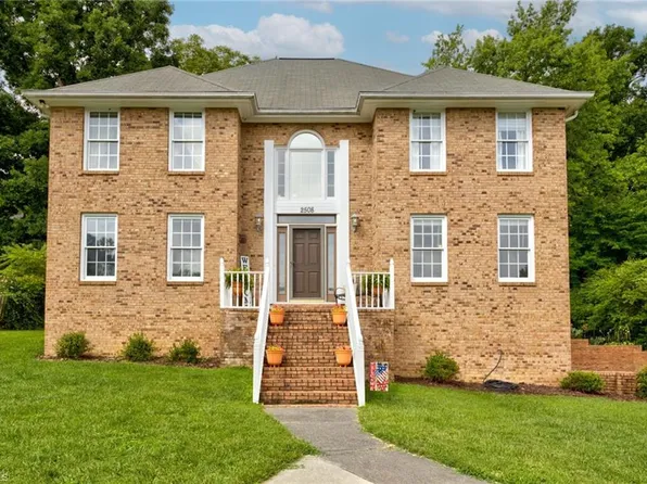 2508 Huntington Woods Dr, Winston Salem, NC 27103