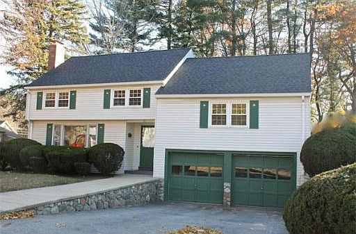1st image of 10 Atherton Cir