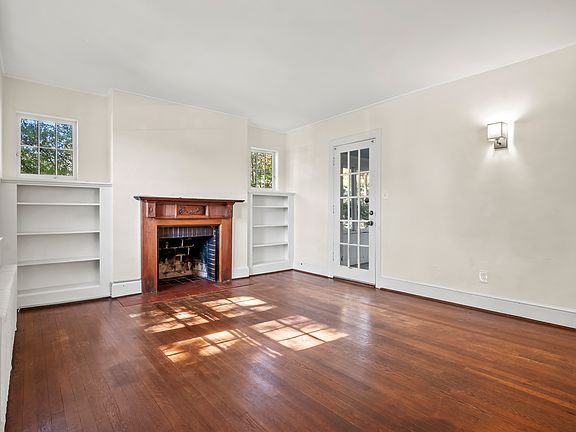 3rd image of 4739 16th St N