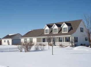 S89W35010 Eagle Ter, Eagle, WI 53119