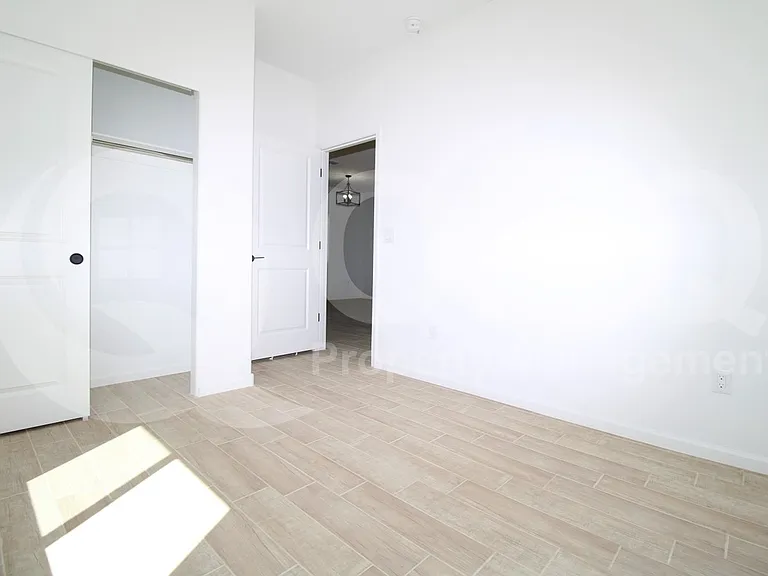 72 W James L Sullivan St #2 — Photo 8