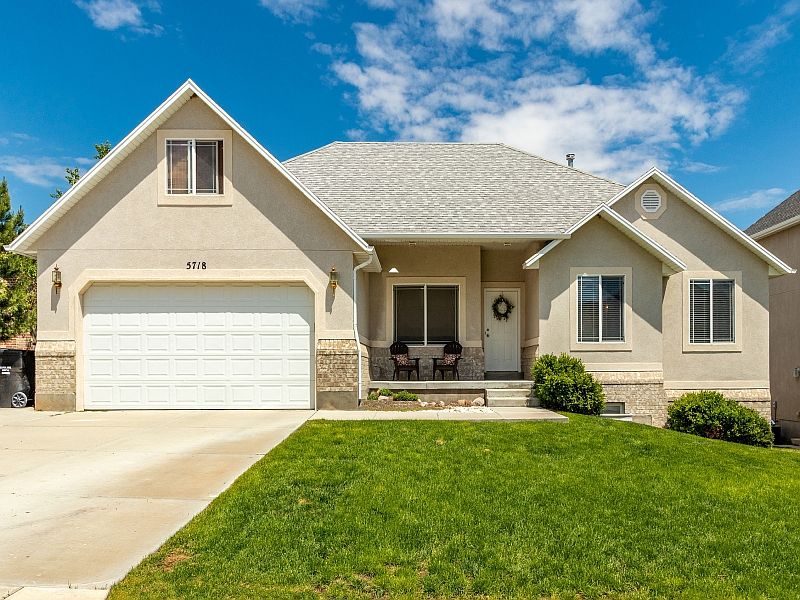1st image of 5718 W Silver Rose Cir