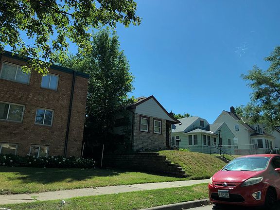 3rd image of 3750 Girard Ave N