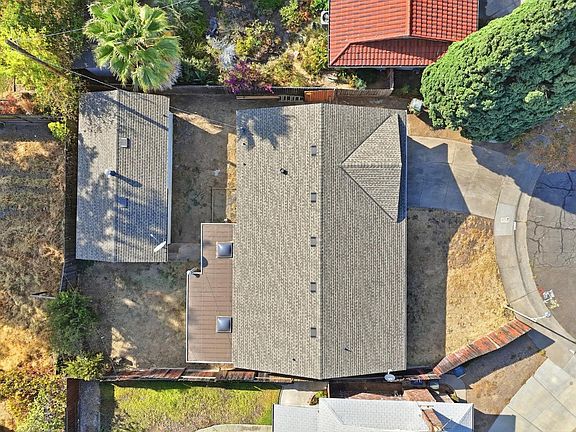 4th image of 5013 63rd St