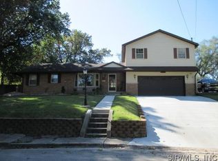 312 Oak St, East Alton, IL 62024