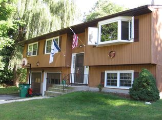 29 Hankin Loop, Poughkeepsie, NY 12601