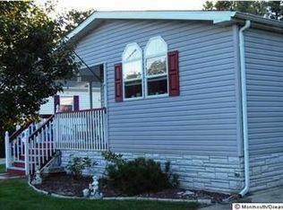 1112 Sycamore Ct, Whiting, NJ 08759