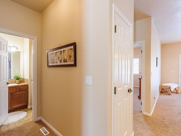5th image of 30 Mangum Cir Unit 4