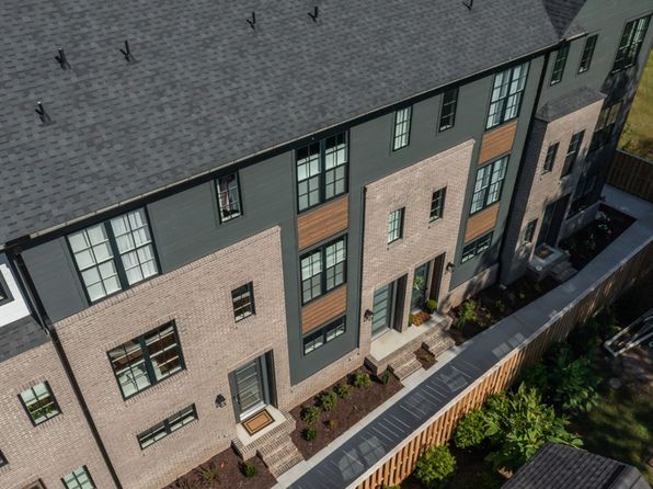 6 Hub St