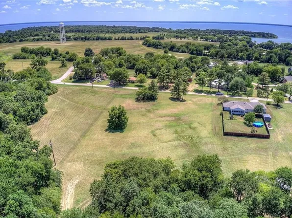 206 Mohawk Trl, Pt, TX 75472