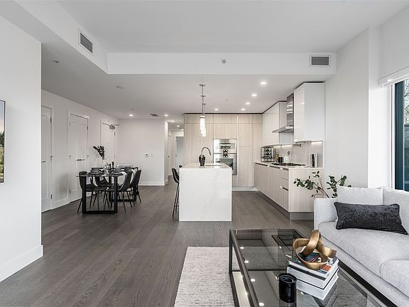 3rd image of 477 W 59th Ave #502