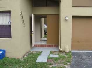 8332 N Missionwood Cir, Miramar, FL 33025