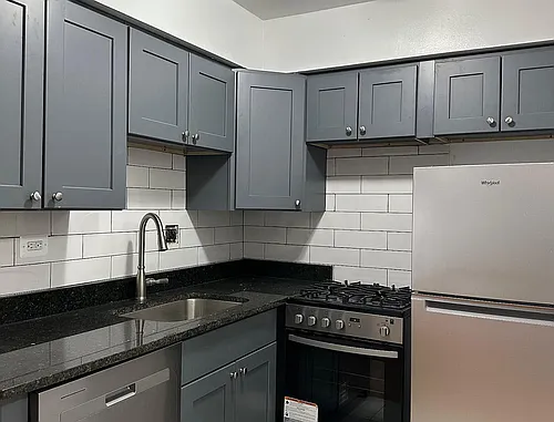 1517 W Morse Ave #405 Photo 1