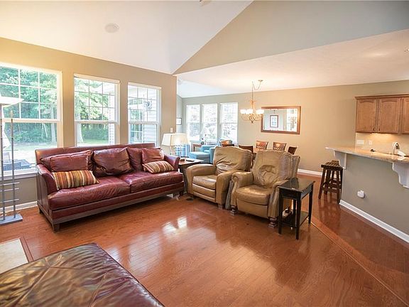 4th image of 33276 Westbrooke Cir