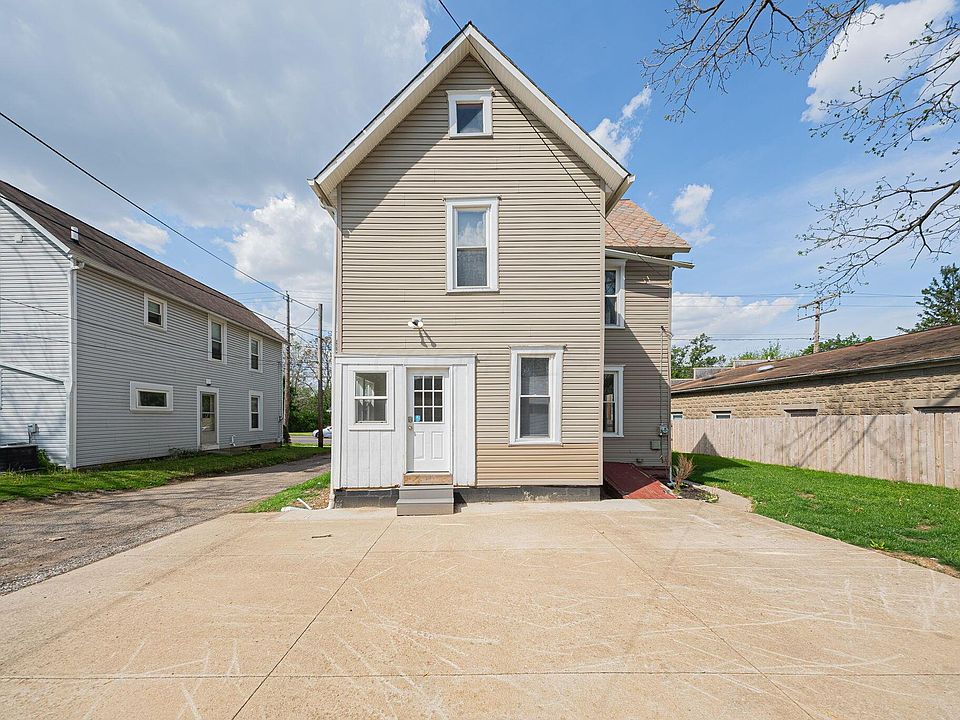 1st image of 351 W William St