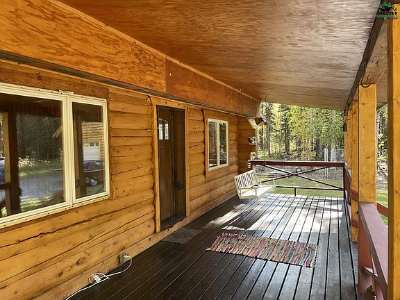 4th image of 2584 Wener Road