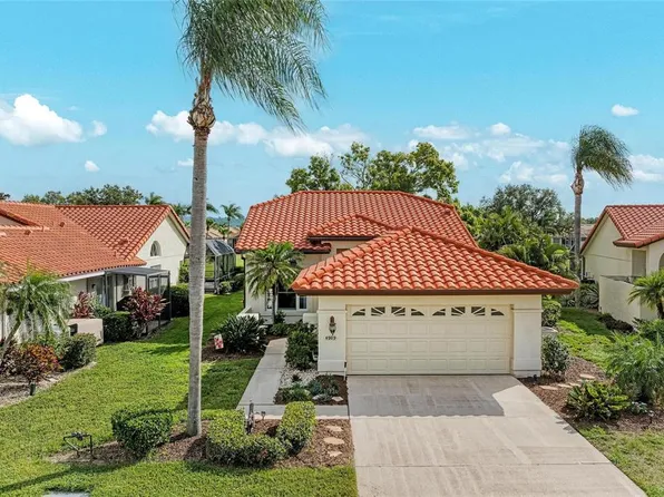 4909 Clubview Ct E, Bradenton, FL 34203