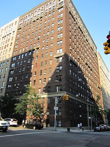 1st image of 900 W End Ave APT 10G