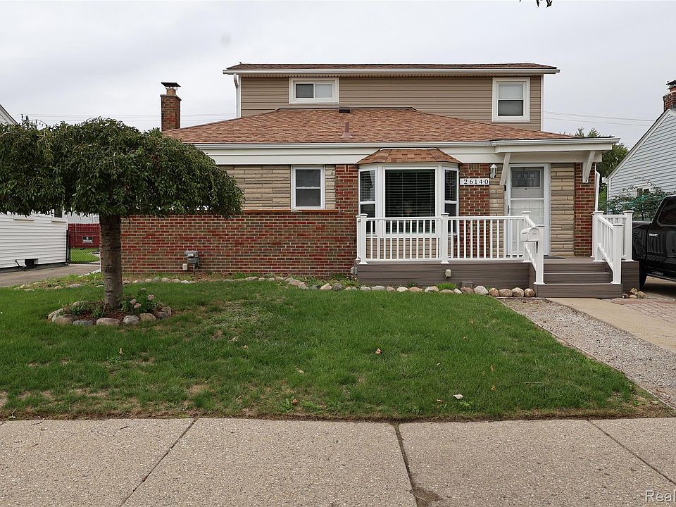 1st image of 26140 Hayes Rd