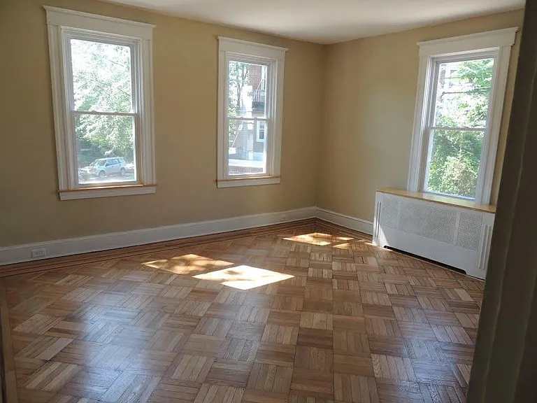 331 E University Pkwy #2 — Photo 30