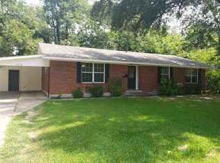 1218 Cornelia St, Greenville, TX 75401