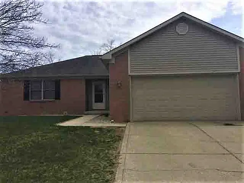 1207 Meadowood Dr Photo 1