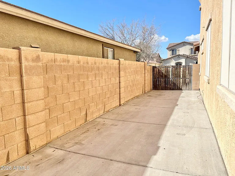 17269 W Morning Glory St — Photo 33