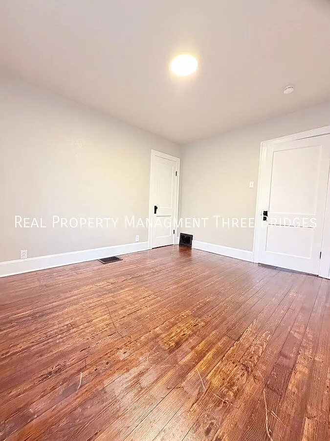 Holly Hills 3br/1.5ba Townhouse — Photo 4