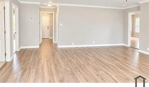3 bed, 1210 sqft, $1,499 — Photo 3