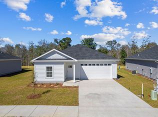 72 Riverwalk Blvd, Freeport, FL 32439