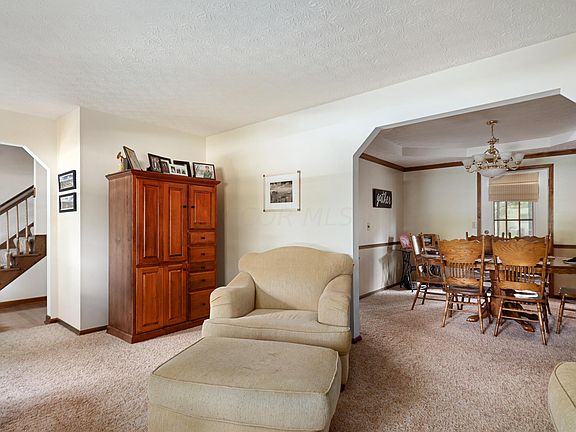 5th image of 11684 Canterbury Ave NW