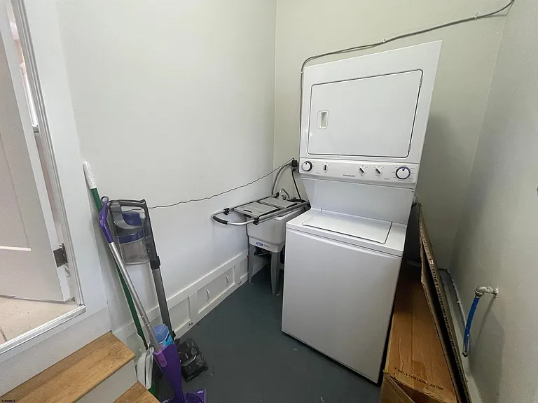 112 N Belmont Ave — Photo 21