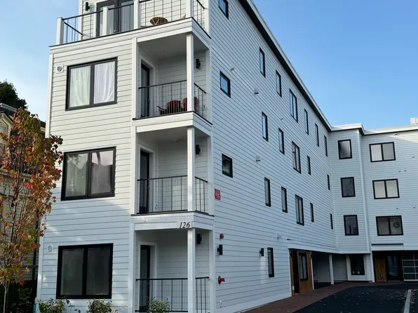 126 North St #3B, Portland, ME 04101
